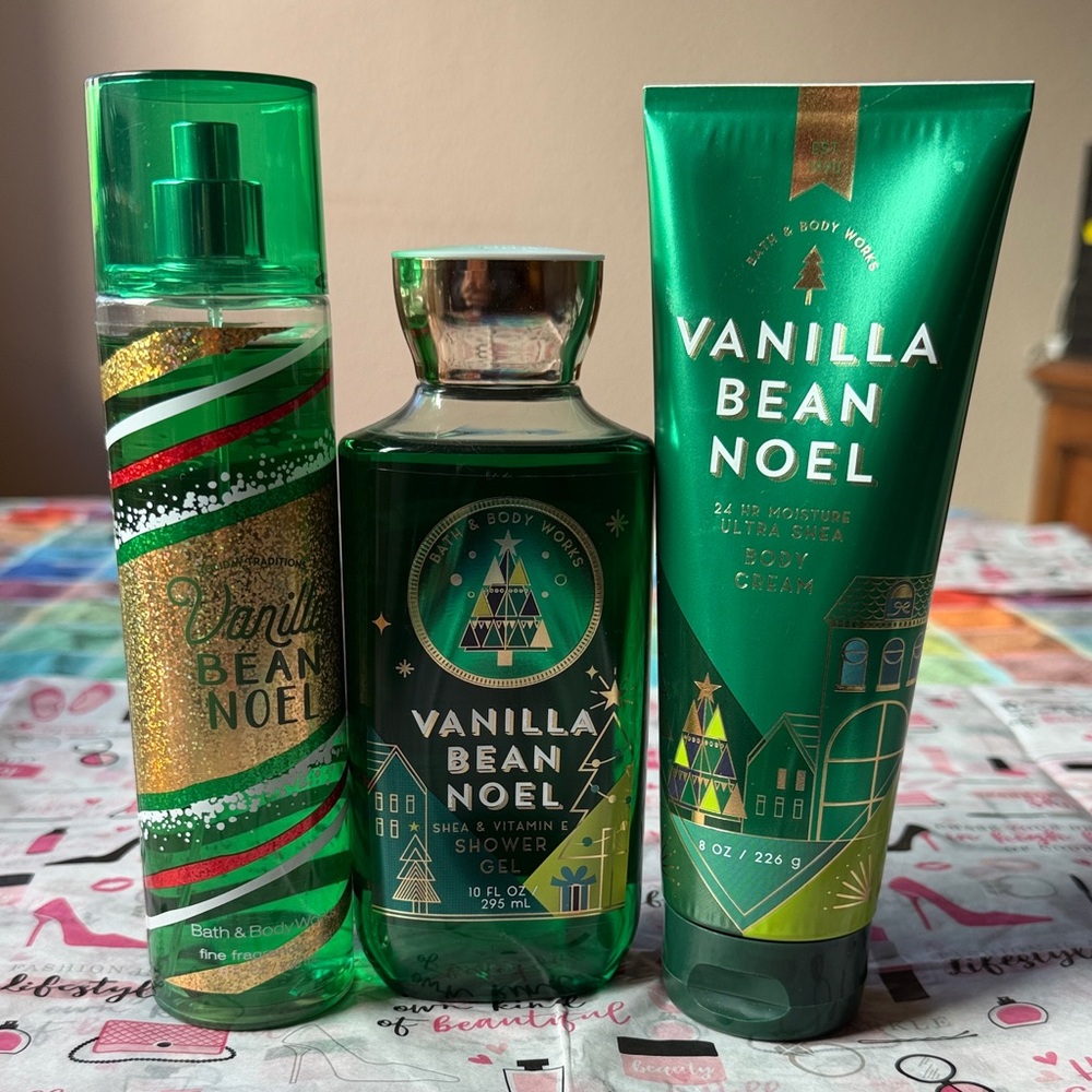 🎄 Bath & Body Works Vanilla Bean Noel Body Wash Set - Green and Gold🎄 NWT 🎄